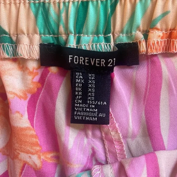 Floral,tropical wide,flare leg pants, multi colored, X-Small - Picture 6 of 10